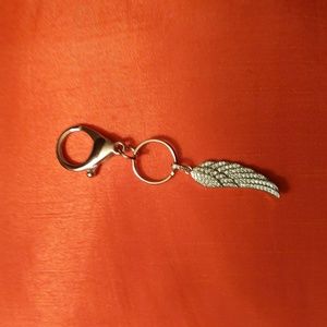 Angel wing keychain/bag charm